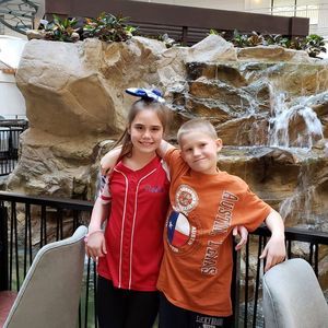 Meet your Posher, Robin